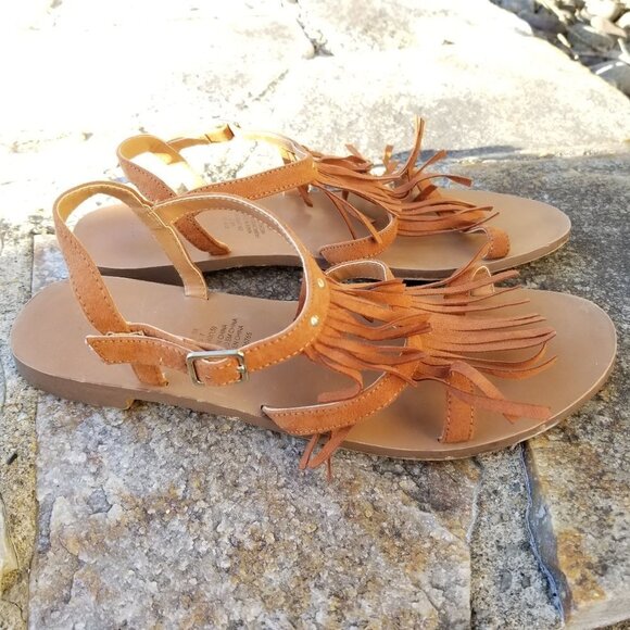 H&M Boho Fringe Studded Flat Sandals Size 7 - Picture 2 of 7